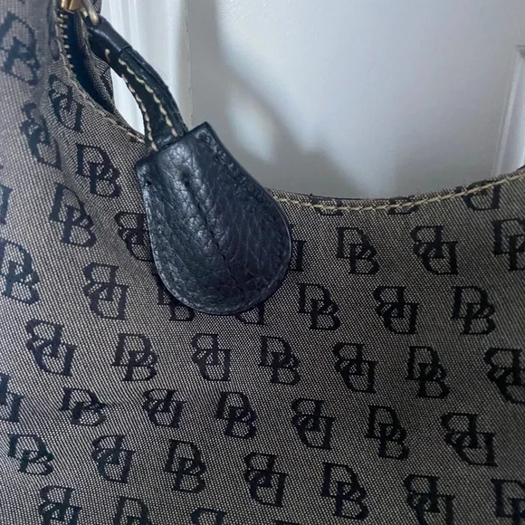 Dooney & Bourke Shoulder Bag - Picture 8 of 11
